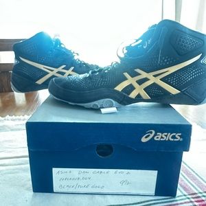 9/1.2 size worn like 2 practices dm if you have trade but only (for sale